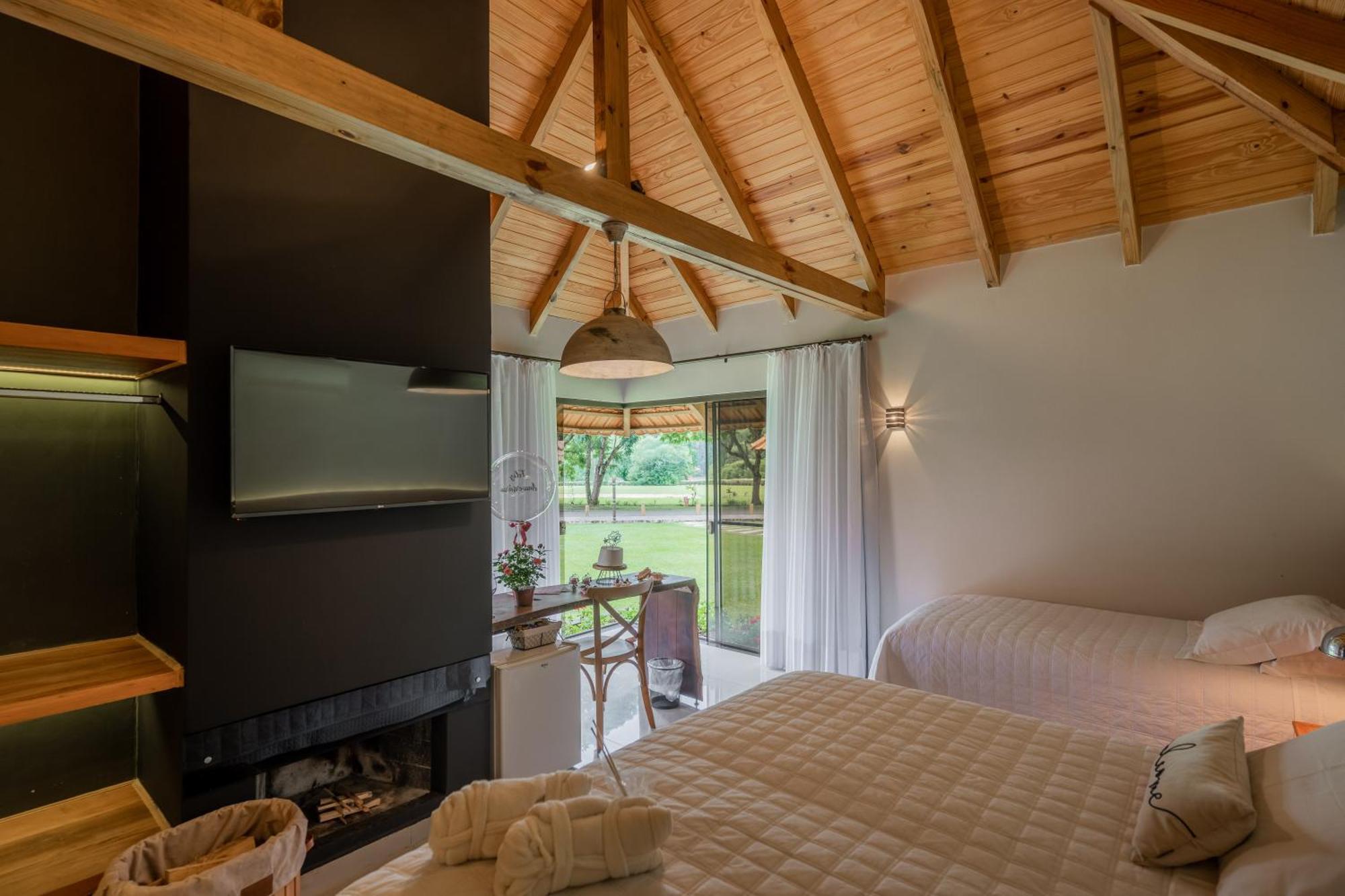 Vira Charme Resort Fernandes Pinheiro Kültér fotó